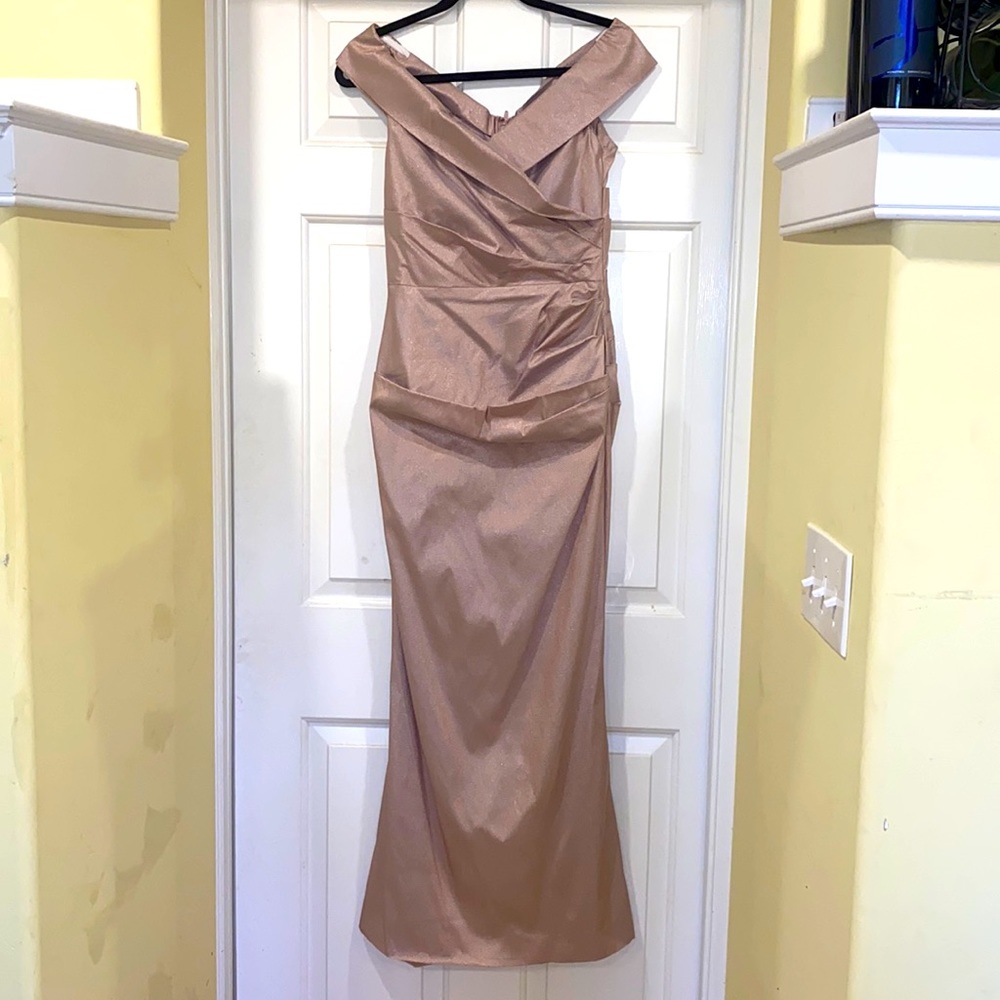 Teri Jon by Rickie Freeman
Metallic Jacquard Off-The-Shoulder Gown - Picture 2 of 4